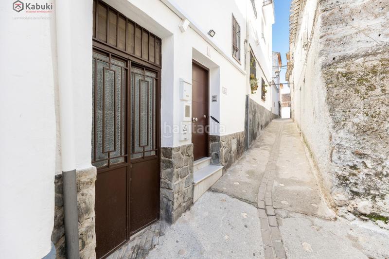 Foto fa51478a-c223-4f14-a9b9-81aea0fad67d. Casa pareada en Huétor de Santillán - calle calzadilla 3 gran oportunidad de local comercial en el corazón de huétor santillán! presentamos un local en venta con una ubicación inmejora en Huétor de Santillán