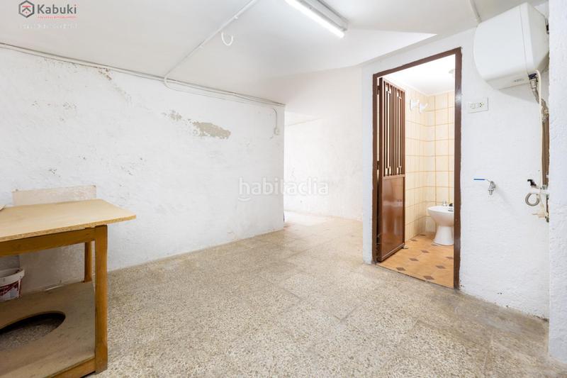 Foto faec06a2-a86e-4dc1-9a1b-6a83f7fe4b81. Casa pareada en Huétor de Santillán - calle calzadilla 3 gran oportunidad de local comercial en el corazón de huétor santillán! presentamos un local en venta con una ubicación inmejora en Huétor de Santillán