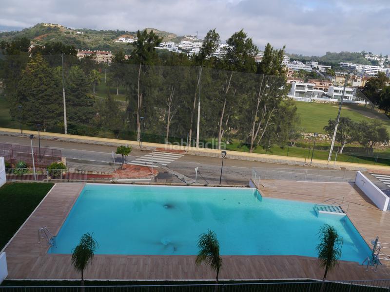 Foto 8271492f-5357-4e4d-a284-c8e9733a800b. Casa adosada adosado con terraza de 50 metros mirando al golf y mar en Mijas