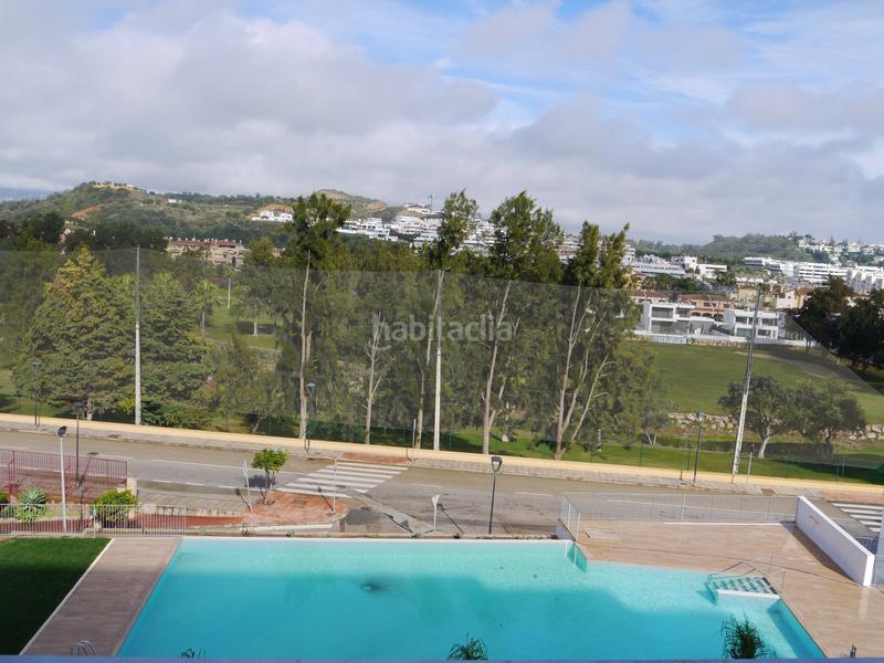 Foto b6832083-2cc6-4a02-b35d-3cf7c49f6bb2. Casa adosada adosado con terraza de 50 metros mirando al golf y mar en Mijas