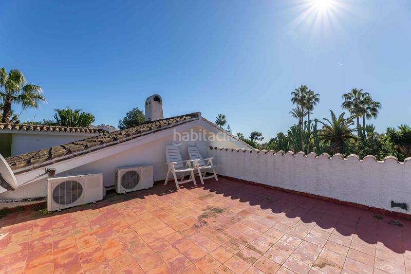 Foto 99a3adbe-ad23-4eed-be23-a29515a6bc25. Casa amb piscina a Calahonda Mijas