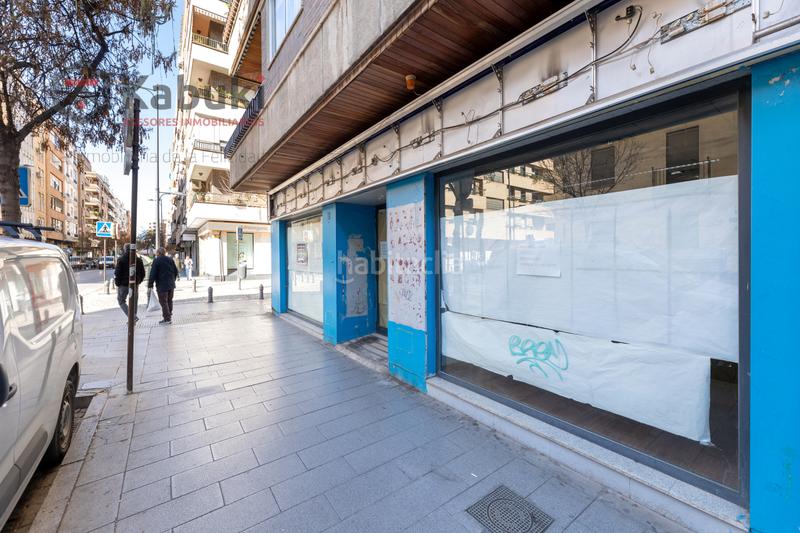 Foto 54bf4828-6b69-4f1a-9dd6-e337d185f3fa. Lloguer local comercial a Granada - calle alhamar 18 a Granada