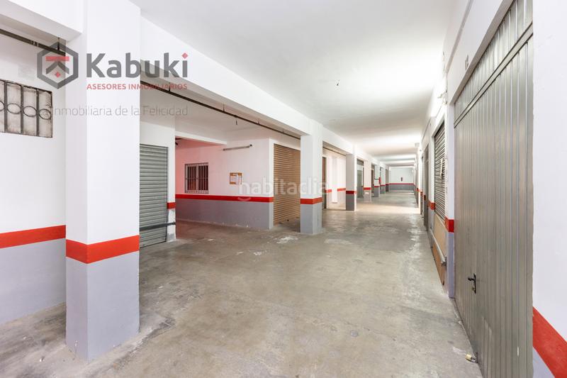 Foto 1192498d-72da-46fe-95f3-9f3de9b7d5dc. Posto auto in Granada - cl ancha de capuchinos 11 in Granada