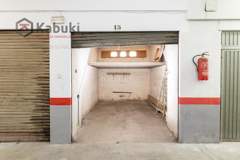 Foto a1364e21-a0a0-48d0-a599-639a8a189317. Posto auto in Granada - cl ancha de capuchinos 11 in Granada