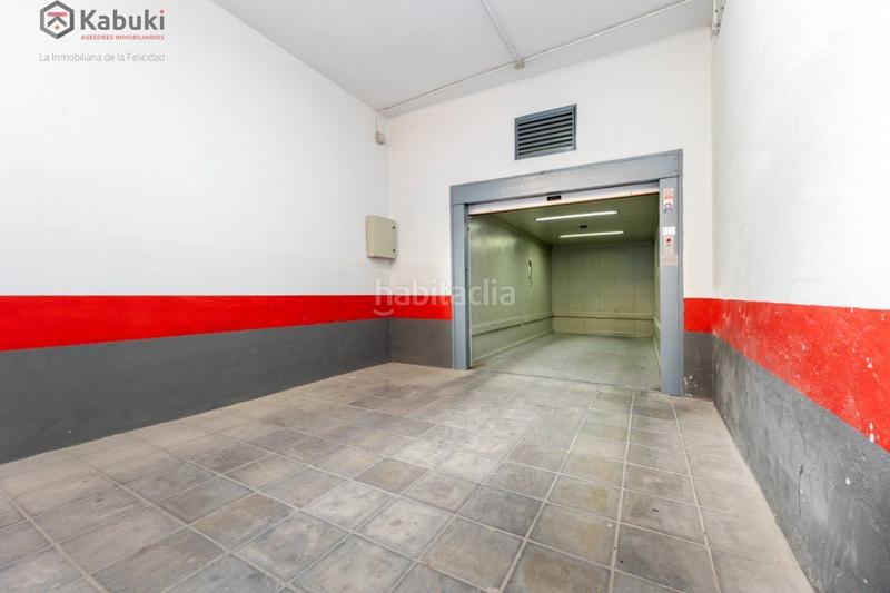 Foto a0f95eff-d6fa-46be-b17c-3d61758ddea2. Location parking voiture dans Centro - Sagrario Granada