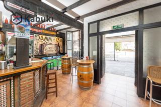 Location Local commercial à Santa fe - av hispanidad 26. Presentamos una oportunidad única para alquilar un restaurante s