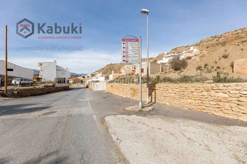 Foto f3b0f7f8-1b19-434a-b370-8cb0a1c3236f. Wohngrundstück in guadix - cl de las cruces 63 in Valle del Zalabí
