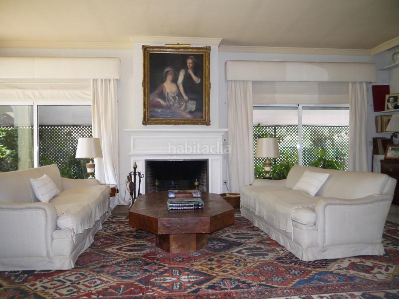 Foto a16c8907-a636-4e2e-af1a-7fe9af10201b. Casa amb aparcament piscina a Calahonda Mijas