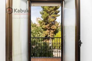 Edifici a Granada - cl real de cartuja 6. Te gustaría despertar todos los dias viendo los jardines del tri