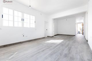 Etagenwohnung  Moclín - yesares alto ag olivares. Te gustaría poder vivir en un lugar tranquilo y alejado del ruid