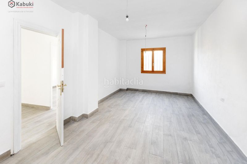 Foto 741e7e7f-7a30-4400-ba3b-6223f83eae13. Pis a Moclín
