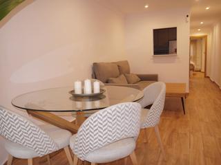 Pis  Mijas costa - cl s juana de arco calypso. Acogedor apartamento reformado de 50 m  150 m de la playa