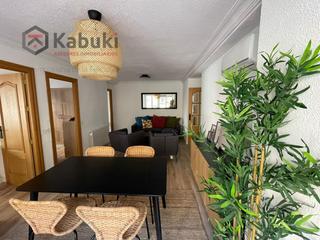 Lloguer Pis  Granada - av andalucia 99. Se alquila magnífico piso reformado en granada, ideal para quien