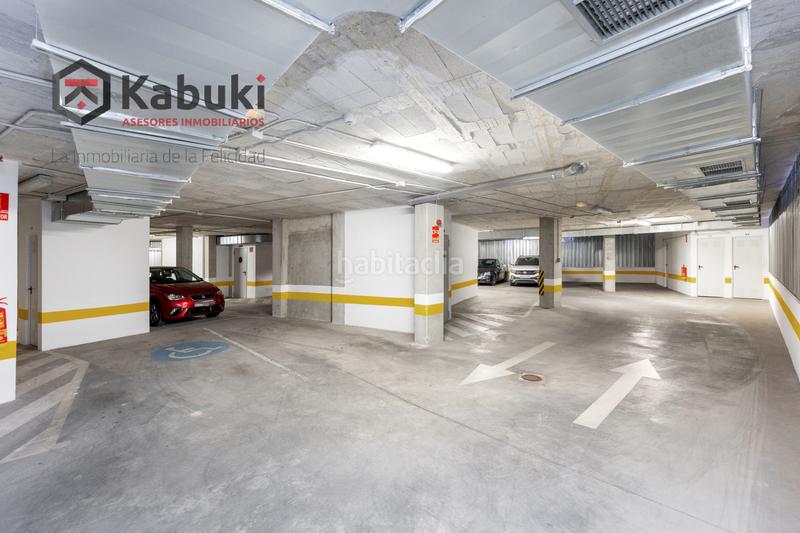 Foto 5420d572-dc56-44ab-b6a4-433813b0b04b. Posto auto in Granada - calle obispo hurtado 1 in Granada