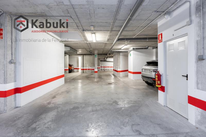 Foto 9e0c7aa5-69da-4b8e-bc91-d87ffec0b8e8. Posto auto in Granada - calle obispo hurtado 1 in Granada