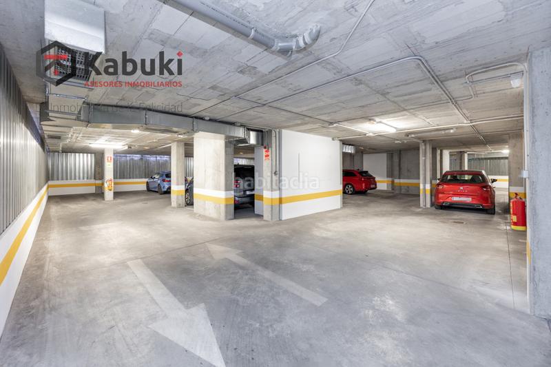 Foto a6faaff6-9b44-4630-be1c-92bd7e25d853. Posto auto in Granada - calle obispo hurtado 1 in Granada