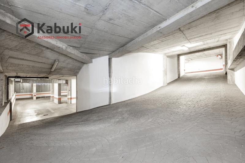 Foto 18abb477-443d-43bc-b007-28ab926fa941. Aparcament cotxe a Granada - calle carril del picon 1 a Granada