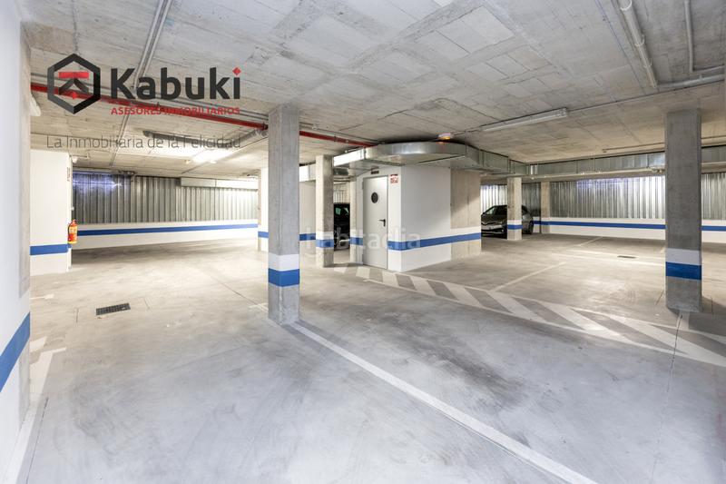 Foto 4def64e5-51f6-49c9-a566-86dfad02e5f3. Aparcament cotxe a Granada - calle carril del picon 1 a Granada