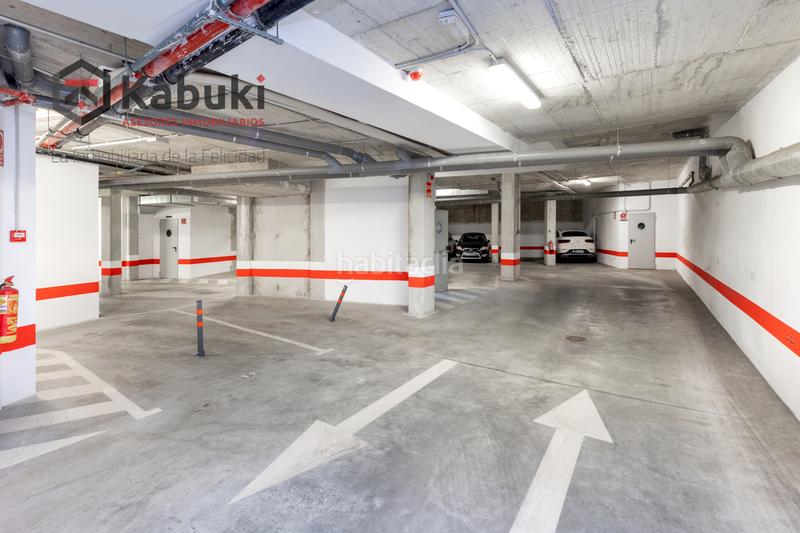 Foto 5ef9a51d-c48f-40b1-9015-922b79ced776. Aparcament cotxe a Granada - calle carril del picon 1 a Granada