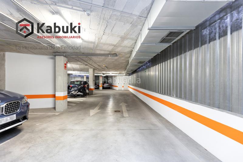 Foto 62c1439f-5650-4662-990a-05bb77b1d475. Aparcament cotxe a Granada - calle carril del picon 1 a Granada