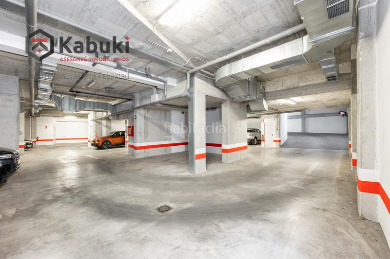 Foto aaa10d5a-699d-4752-a50a-308ac383e857. Aparcament cotxe a Granada - calle carril del picon 1 a Granada