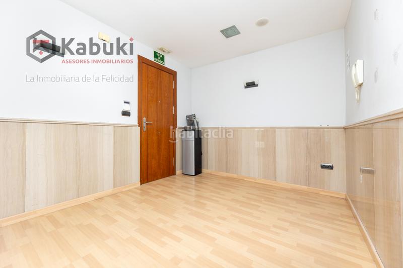 Foto a3fd8dc2-acbf-4d20-934b-e1d83ce4fb4b. Bureau dans Campus de la Salud Armilla