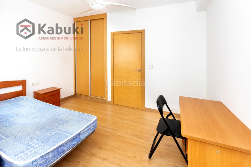 Foto eb8ff29d-e056-4e09-8827-a98b970ca66f. Etagenwohnung in granada - av de madrid 4 in Lanjarón