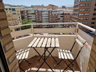 Lloguer Pis a Granada - calle doctor guirao gea 1. Acogedor piso junto a plaza san lázaro