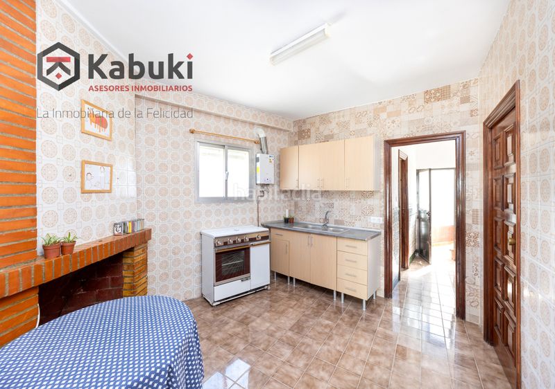 Foto 469da3e1-4718-41e8-9b8d-572c365a979a. Casa en Huétor de Santillán - cl molino alto 48 gran oportunidad para vivir en un encantador pueblo a tan solo 15 minutos de granada! esta bonita vivienda cuenta con una amplia p en Huétor de Santillán