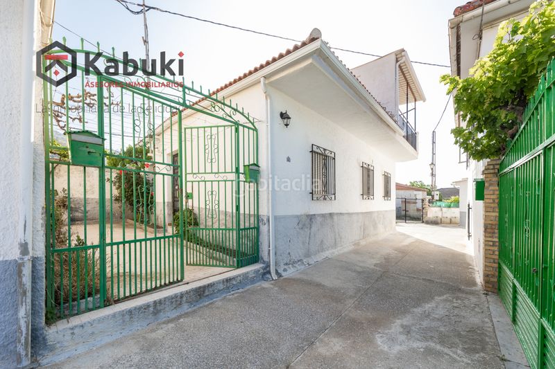 Foto c7ee1314-1618-4fdb-a3c3-a6e354edf7e1. Casa en Huétor de Santillán - cl molino alto 48 gran oportunidad para vivir en un encantador pueblo a tan solo 15 minutos de granada! esta bonita vivienda cuenta con una amplia p en Huétor de Santillán