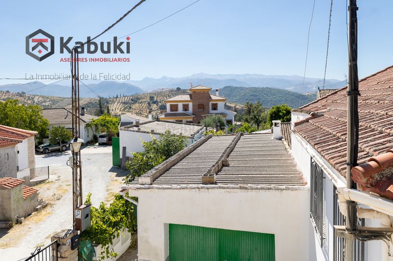 Foto cda267f1-b7d2-4c19-8aa9-009a31e347d4. Casa en Huétor de Santillán - cl molino alto 48 gran oportunidad para vivir en un encantador pueblo a tan solo 15 minutos de granada! esta bonita vivienda cuenta con una amplia p en Huétor de Santillán