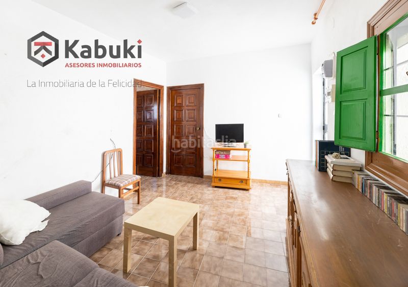 Foto d001f9cf-8a69-42ce-ab5e-69dcd229ba1c. Casa en Huétor de Santillán - cl molino alto 48 gran oportunidad para vivir en un encantador pueblo a tan solo 15 minutos de granada! esta bonita vivienda cuenta con una amplia p en Huétor de Santillán