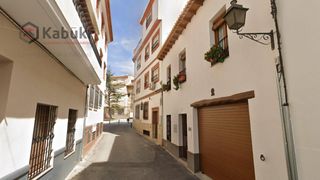 Casa adosada  Padul - cl del cura. Vivienda unifamiliar adosada ocupada por persona sin justo títul