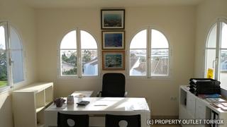 Lloguer Local Comercial a Torrox Park. Se alquila oficina en torrox park