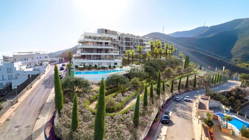 Foto e1de7501-664d-4393-ba4b-70e31055d7a7. Attico con piscina in El Peñoncillo Torrox