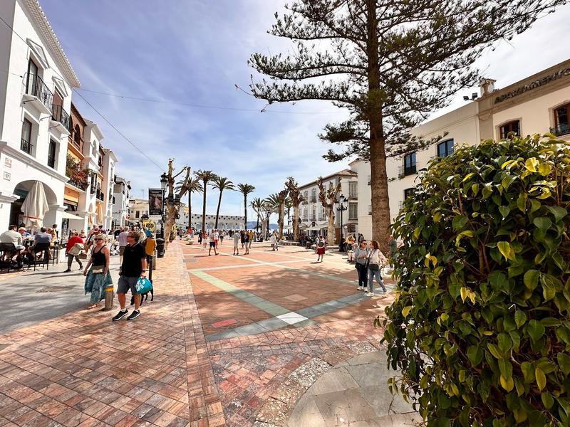 Foto 5b50e66f-33ce-4dd1-8a63-4f651c5eb474. Apartamento  único y céntrico balcon de europa en Nerja