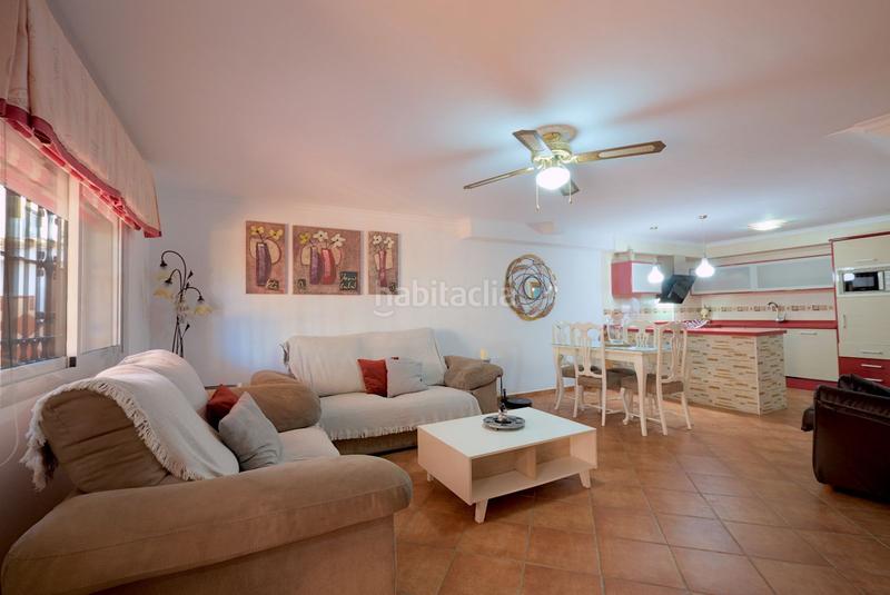 Foto 06645c6b-8b4a-40a1-8a6b-2ae8b74e01db. Maison jumelée avec piscine dans Viña Málaga Torre del Mar