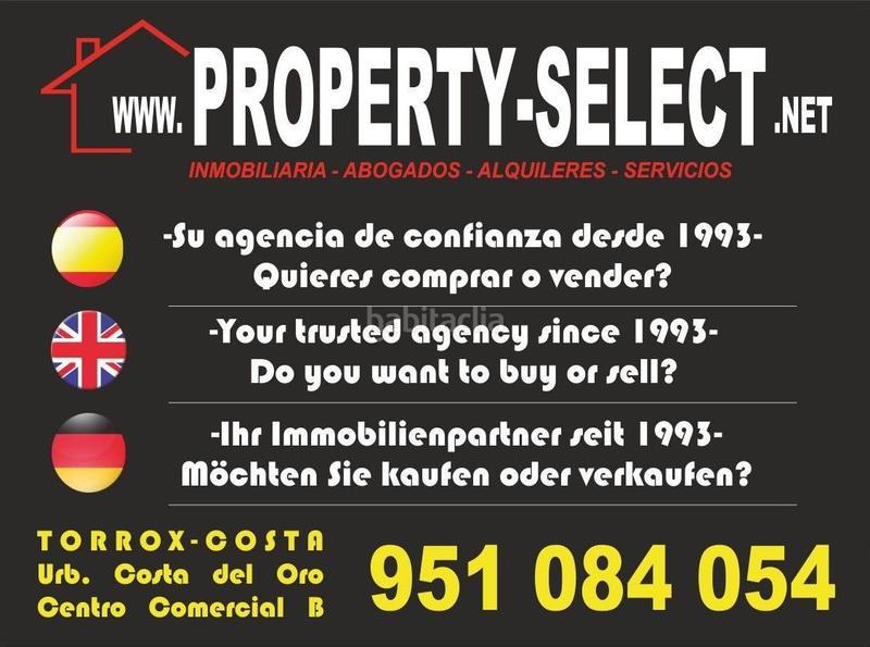 Foto 77a89fed-9de9-41e4-8edd-f2a5a4718f24. Casa adossada amb piscina a Torrox park Torrox