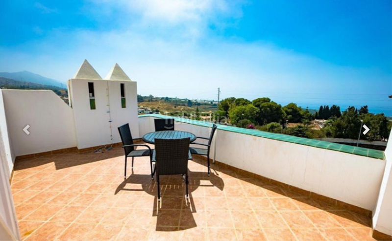 Foto e5d62b19-115f-43a9-9cad-b0bb30697960. Casa adosada adosado en Capistrano Nerja
