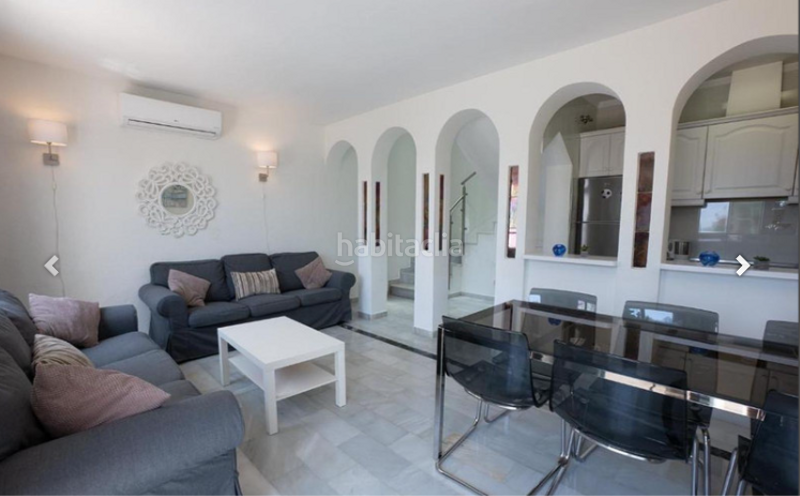 Foto fe246d03-6de4-40d0-9d6b-329900fa0e1a. Casa adosada adosado en Capistrano Nerja