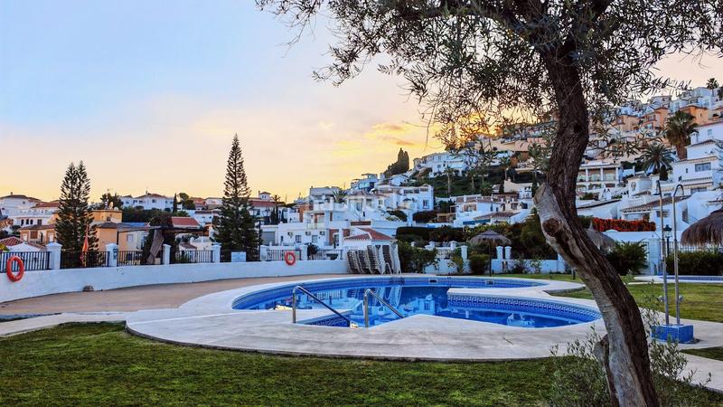 Foto 1cdbf3ba-9032-4722-a4d0-6b0d06cfabdd. Duplex con piscina in Chaparil - Torrecilla - Punta Lara Nerja