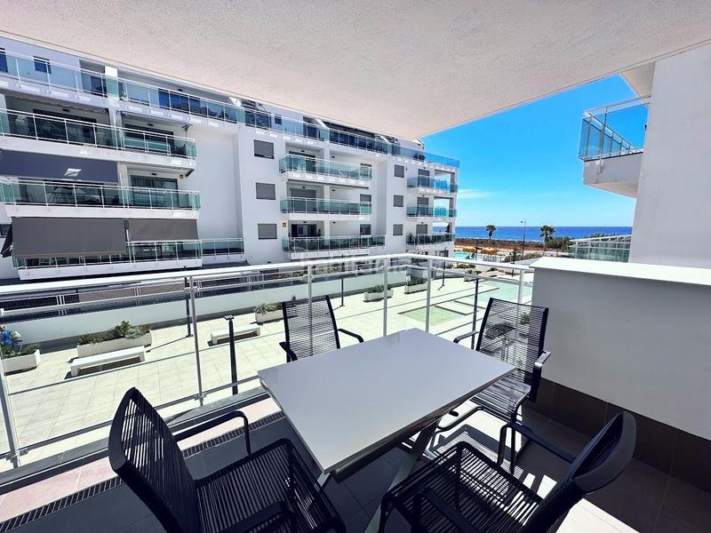 Foto 97b29653-7b5a-47db-bf35-402824fe90eb. Apartament amb calefacció piscina a Laguna Beach Torrox