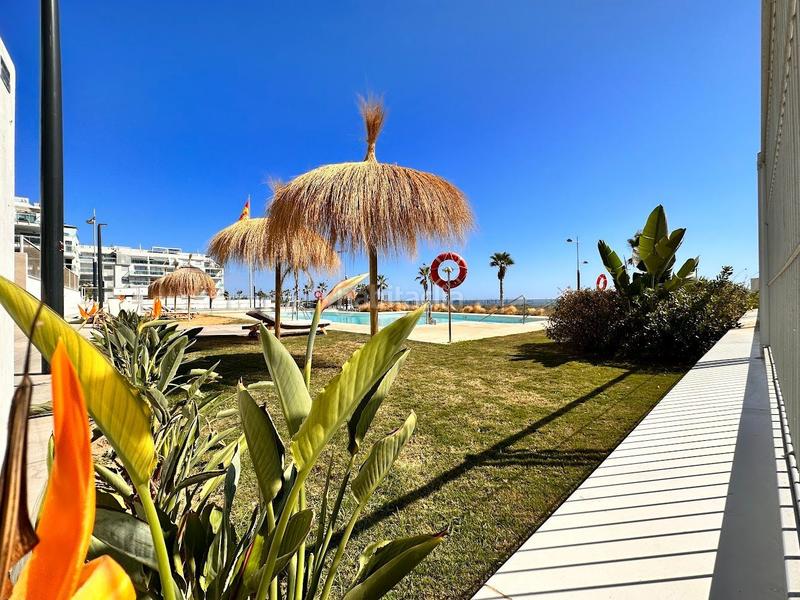 Foto f83dda87-f1e0-4a69-98a1-026d69ee2367. Apartament amb calefacció piscina a Laguna Beach Torrox