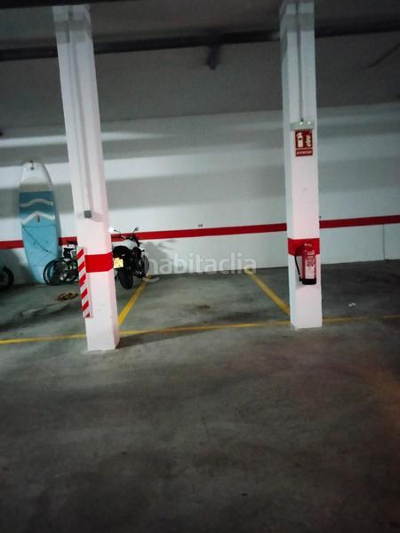 Foto 151138d8-61a1-4b27-92bf-6d50c48d232c. Alquiler parking coche plaza de garaje en peñoncillo en Torrox