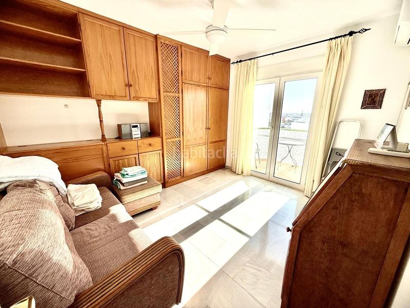 Foto 6de512af-7574-48e8-a6f5-1082b50e5876. Casa adossada amb piscina a Burriana Nerja