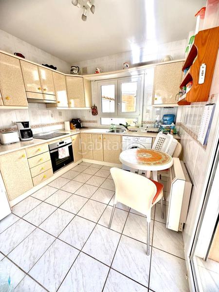 Foto 8445f222-aacf-4cf3-8e00-e481edc2d326. Casa adossada amb piscina a Burriana Nerja