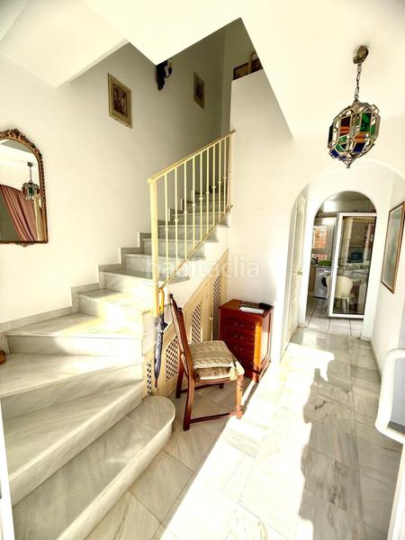 Foto b981c5ac-aeb2-4d4c-b8c2-01cba2c8638c. Casa adossada amb piscina a Burriana Nerja