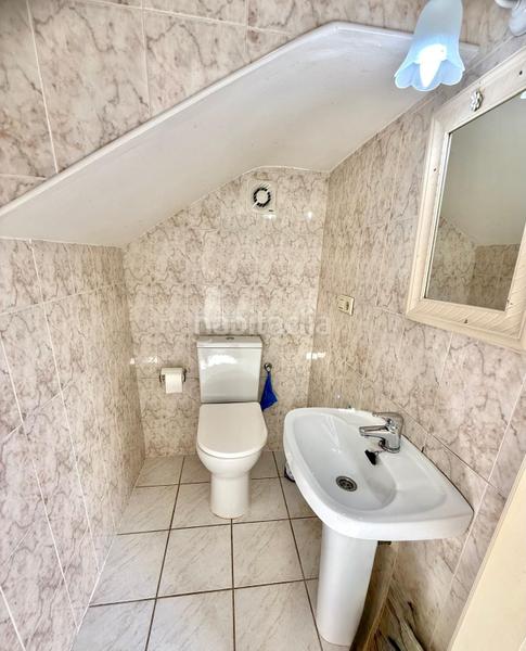 Foto c87ce28a-8650-4eb8-938b-b7c9fee3d820. Casa adossada amb piscina a Burriana Nerja