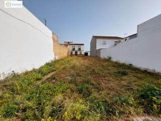 Terreny residencial  Calle del aceite. Magnífica parcela urbana a la venta en gerena