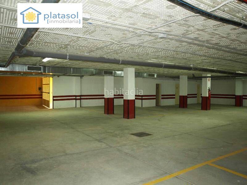 Foto f34a5849-707c-402b-9120-5bbcb3bbbd0f. Bureau dans Salteras